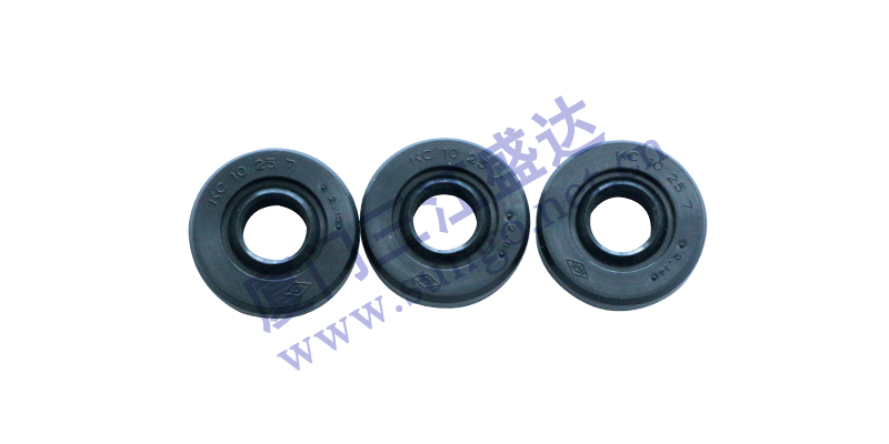 引起丁腈骨架油封脫膠的原因有哪些？