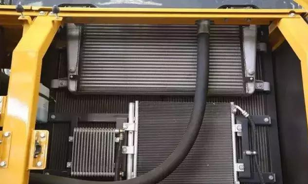 炎炎夏日！6點挖機保養(yǎng)技巧要牢記！