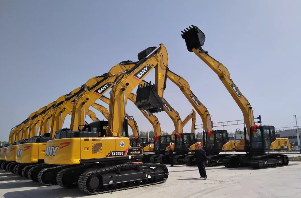 持續(xù)高溫，夏季使用挖機一定要注意啦！